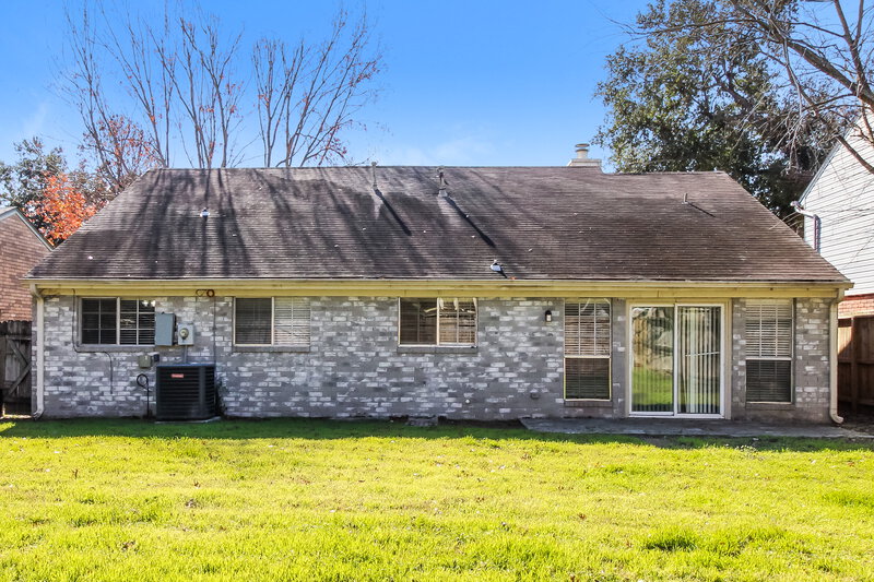 2,570/Mo, 17938 Great Glen Dr Houston, TX 77084 Rear View 3