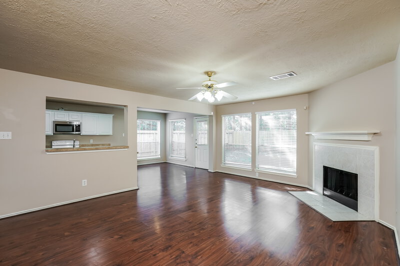 1,940/Mo, 5418 Trail Timbers Dr Humble, TX 77346 Living Room View 2