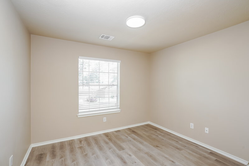 1,940/Mo, 5418 Trail Timbers Dr Humble, TX 77346 Bedroom View