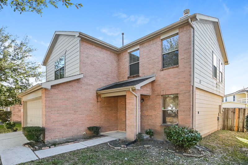 1,880/Mo, 8214 Sanders Glen Ln Humble, TX 77338 Front View