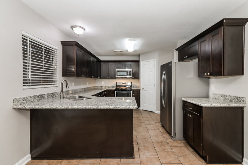 2,005/Mo, 21023 Southern Colony Ct Katy, TX 77449 Kitchen View