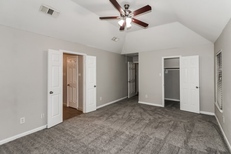 2,005/Mo, 21023 Southern Colony Ct Katy, TX 77449 Main Bedroom View 2