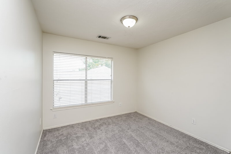 2,055/Mo, 17902 Scenic Oaks Dr Richmond, TX 77407 Bedroom View 2