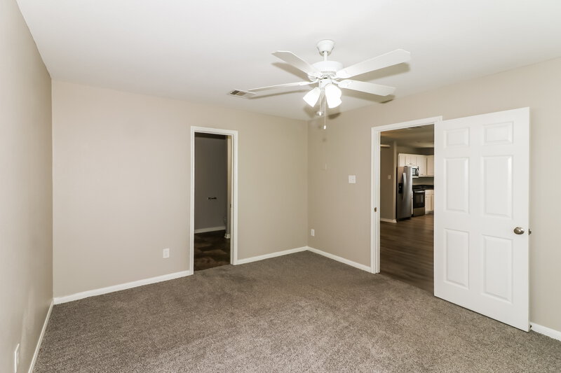 1,900/Mo, 6823 Dawn Bloom Ln Richmond, TX 77469 Main Bedroom View