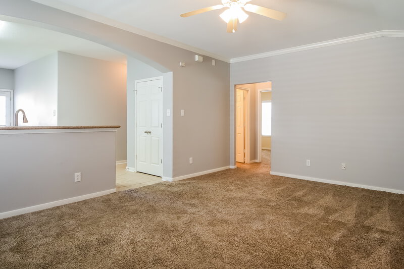 2,075/Mo, 26614 Marble Falls Bnd Katy, TX 77441 Living Room View