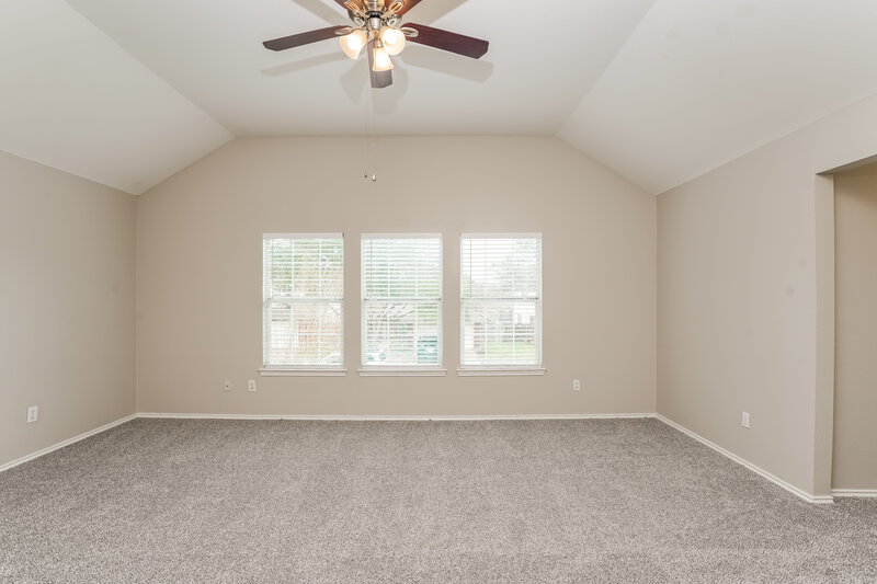 2,170/Mo, 13130 Pine Thicket Ln Houston, TX 77085 Main Bedroom View