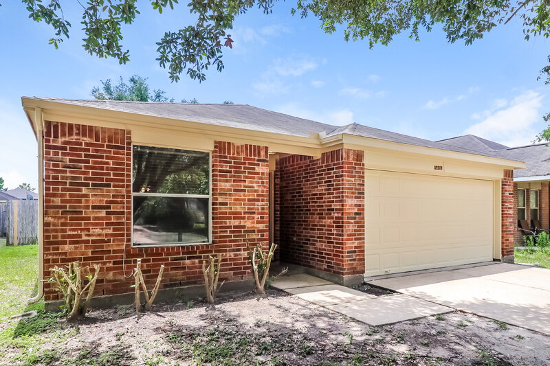 1,895/Mo, 18215 Olive Leaf Dr Houston, TX 77084 Front View