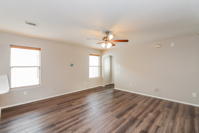 1,895/Mo, 18215 Olive Leaf Dr Houston, TX 77084 Living Room View