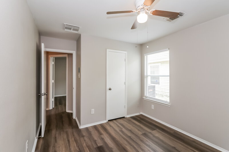 1,895/Mo, 18215 Olive Leaf Dr Houston, TX 77084 Bedroom View