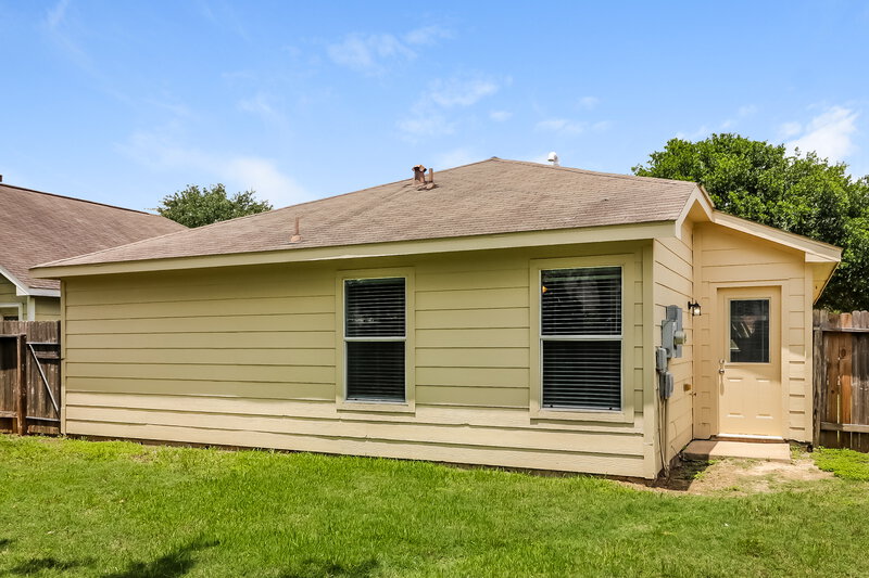 1,895/Mo, 18215 Olive Leaf Dr Houston, TX 77084 Rear View
