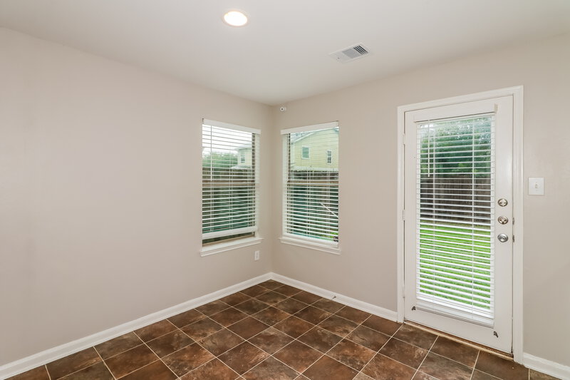 0/Mo, 20730 Dickinson Manor Ln Cypress, TX 77433 Dining Room View