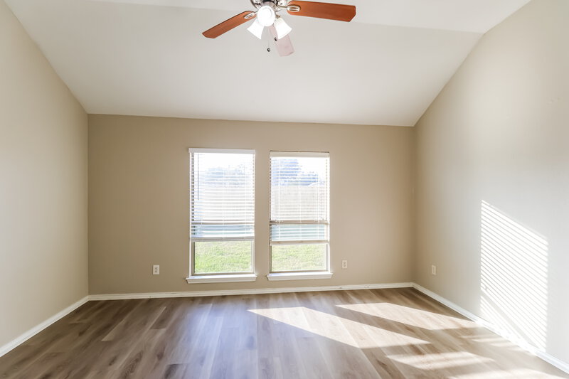 1,905/Mo, 2606 Winding Creek Way Conroe, TX 77385 Main Bedroom View 2