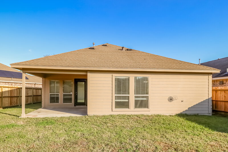 1,905/Mo, 2606 Winding Creek Way Conroe, TX 77385 Rear View