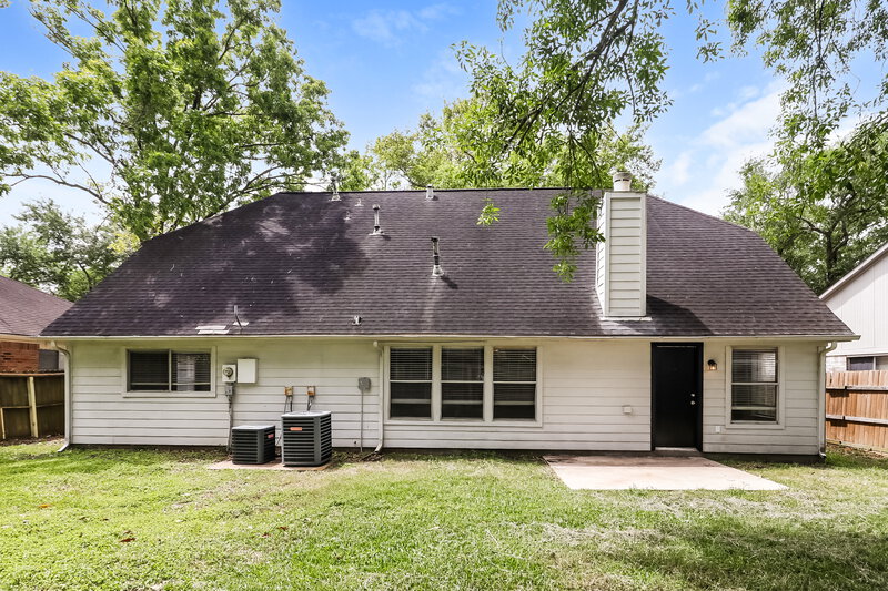 2,475/Mo, 4635 Linden Pl Pearland, TX 77584 Rear View