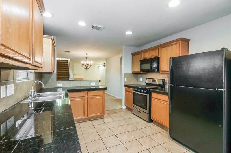 2,155/Mo, 10834 Waterfern Ct Houston, TX 77064 Kitchen View