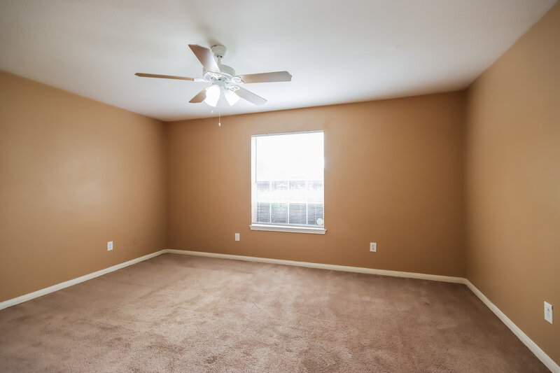 1,780/Mo, 4111 Donalbain Dr Spring, TX 77373 Main Bedroom View