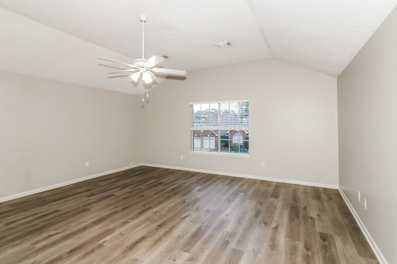 0/Mo, 6803 Hedgewick Dr Houston, TX 77084 Main Bedroom View