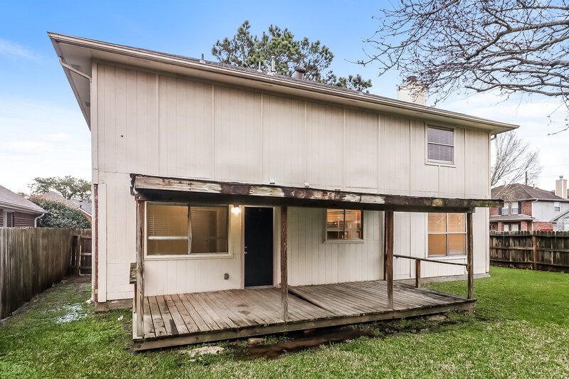 0/Mo, 6803 Hedgewick Dr Houston, TX 77084 Rear View