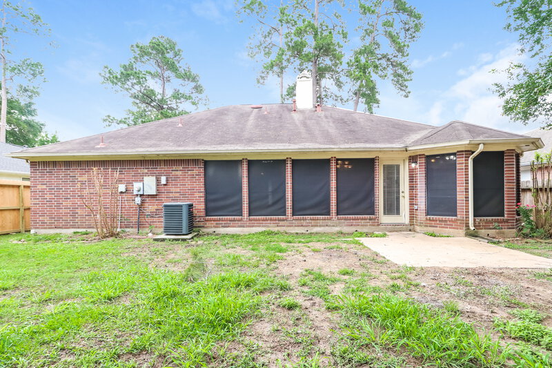 2,065/Mo, 3727 Liles Ln Humble, TX 77396 Rear View