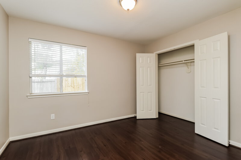 2,080/Mo, 5507 Golden Hollow Ct Spring, TX 77373 Bedroom View