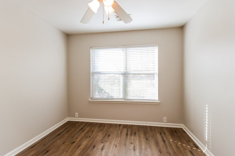 1,720/Mo, 18326 Atasca Woods Trce Humble, TX 77346 Bedroom View 3