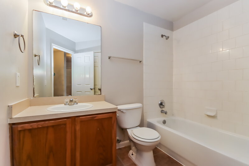 1,720/Mo, 18326 Atasca Woods Trce Humble, TX 77346 Bathroom View