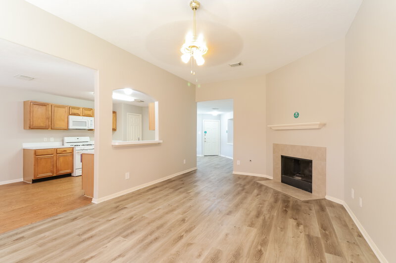2,135/Mo, 6543 Dogwood Park Ln Katy, TX 77449 Living Room View 3