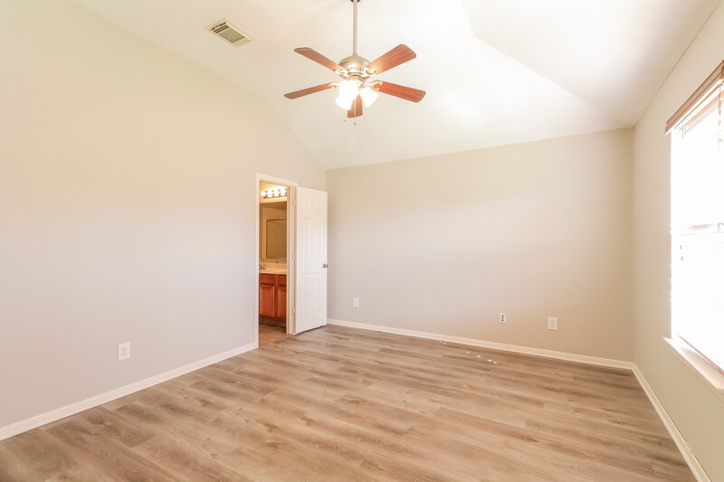 2,135/Mo, 6543 Dogwood Park Ln Katy, TX 77449 Main Bedroom View 2