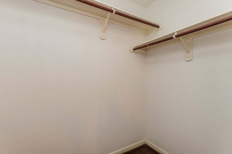 1,715/Mo, 9808 Woodhollow Dr Conroe, TX 77385 Walk In Closet View