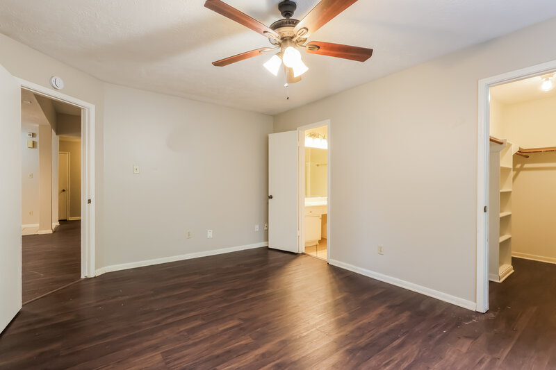 1,950/Mo, 28807 Binefield St Spring, TX 77386 Main Bedroom View 2