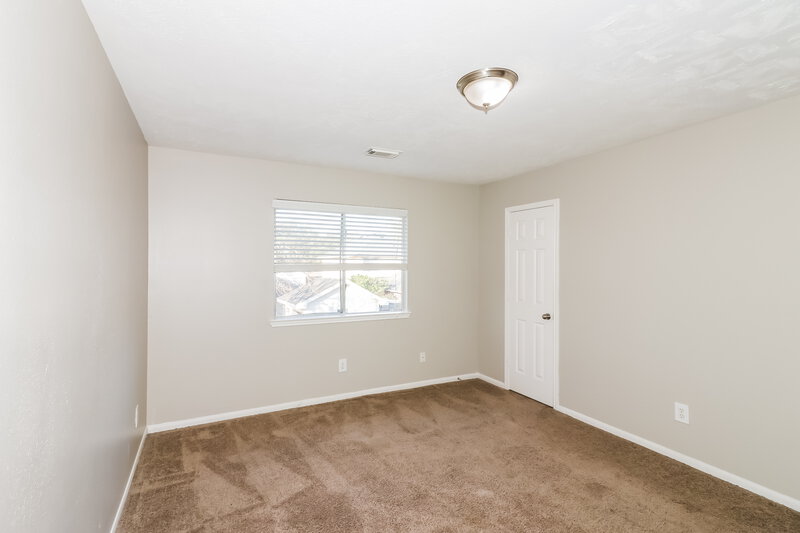 1,850/Mo, 5618 Imperial Grove Dr Houston, TX 77066 Bedroom View 3