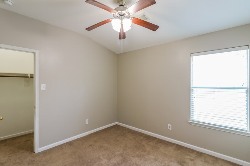 2,085/Mo, 7710 Painted Desert Dr Cypress, TX 77433 Bedroom View 2