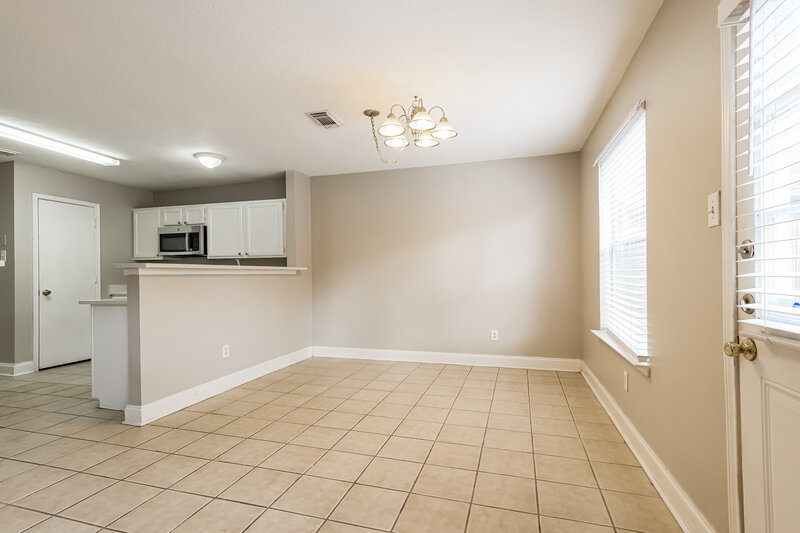 1,675/Mo, 19530 Sandy Bank Dr Tomball, TX 77375 Dining Room View