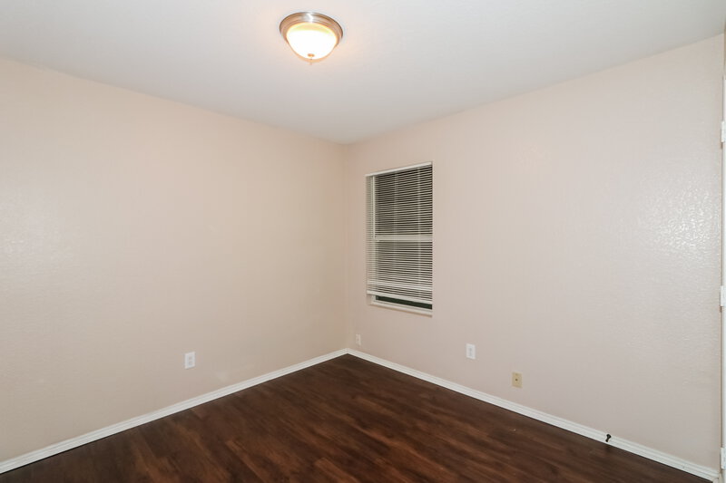 1,620/Mo, 12806 Blue Timbers Ct Houston, TX 77044 Bedroom View