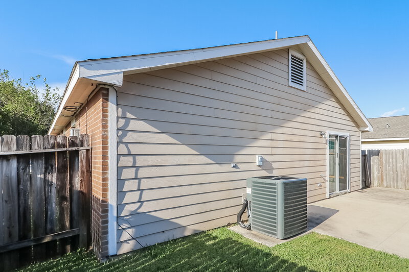 1,620/Mo, 12806 Blue Timbers Ct Houston, TX 77044 Rear View