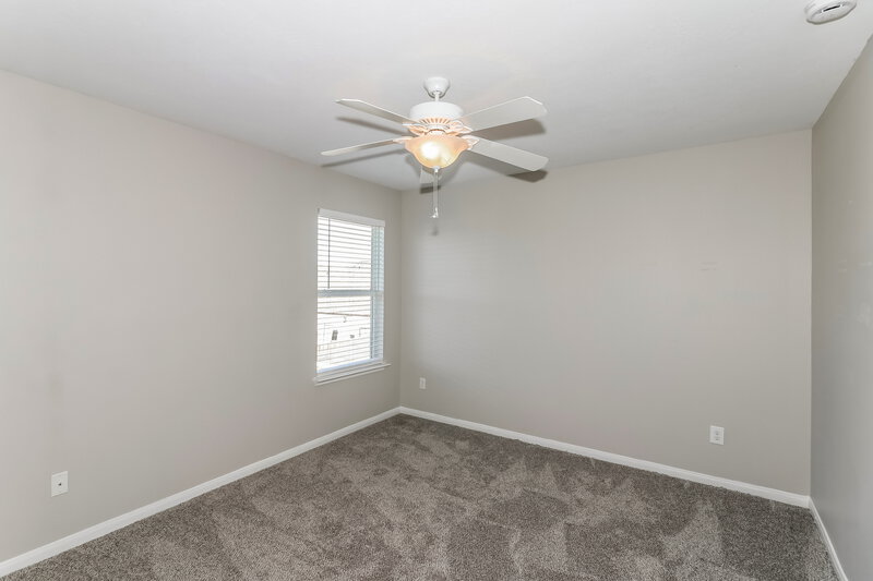 2,340/Mo, 1006 Blair Field Ln Fresno, TX 77545 Bedroom View 2