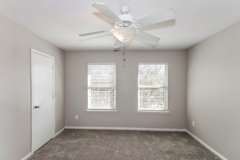 2,340/Mo, 1006 Blair Field Ln Fresno, TX 77545 Bedroom View 3