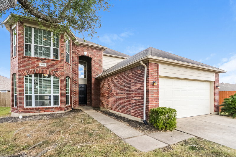 2,280/Mo, 2702 Darby Brook Dr Fresno, TX 77545 Front View