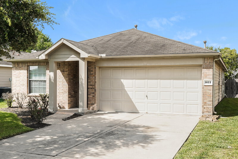 2,730/Mo, 903 Wild Cotton Rd Rosenberg, TX 77471 Front View