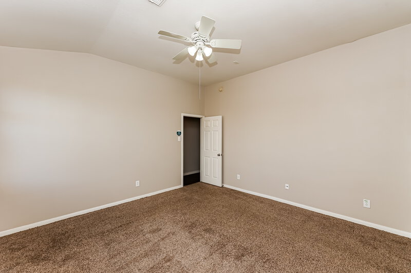 1,955/Mo, 5707 Coyote Call Ct Katy, TX 77449 Main Bedroom View 2