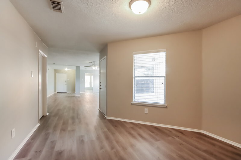 1,785/Mo, 10331 Mist Ln Houston, TX 77070 Dining Room View
