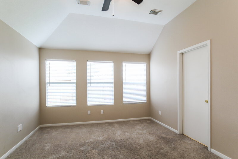 1,710/Mo, 12231 Hawthorne Hill Cir Humble, TX 77346 Main Bedroom View