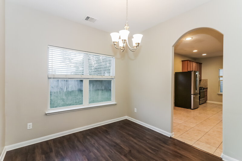 2,115/Mo, 13118 Majestic Place Ct Houston, TX 77047 Dining Room View