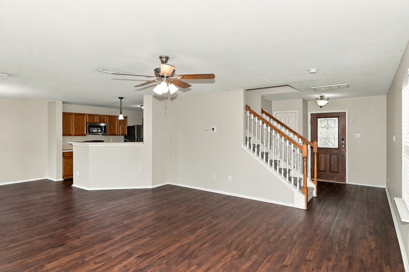 1,685/Mo, 16406 Chandler Ridge Ln Cypress, TX 77429 Living Room View