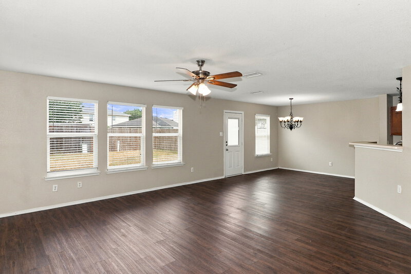 1,685/Mo, 16406 Chandler Ridge Ln Cypress, TX 77429 Living Room View 2