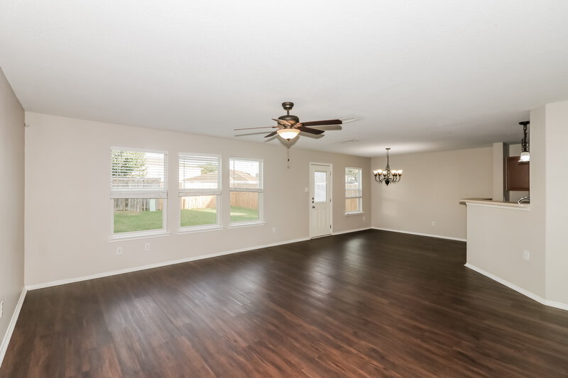 2,250/Mo, 16406 Chandler Ridge Ln Cypress, TX 77429 Living Room View 2