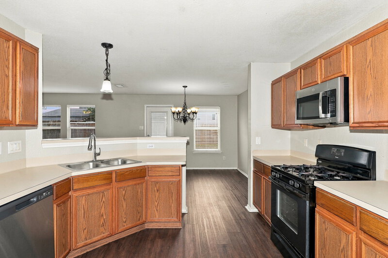 1,685/Mo, 16406 Chandler Ridge Ln Cypress, TX 77429 Kitchen View 2
