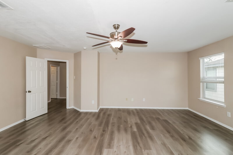 2,250/Mo, 16406 Chandler Ridge Ln Cypress, TX 77429 Main Bedroom View