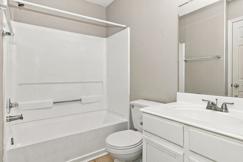 1,685/Mo, 16406 Chandler Ridge Ln Cypress, TX 77429 Bathroom View