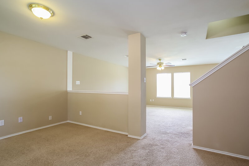 2,220/Mo, 19911 Rocky Trace Ln Cypress, TX 77433 Living Room View 2